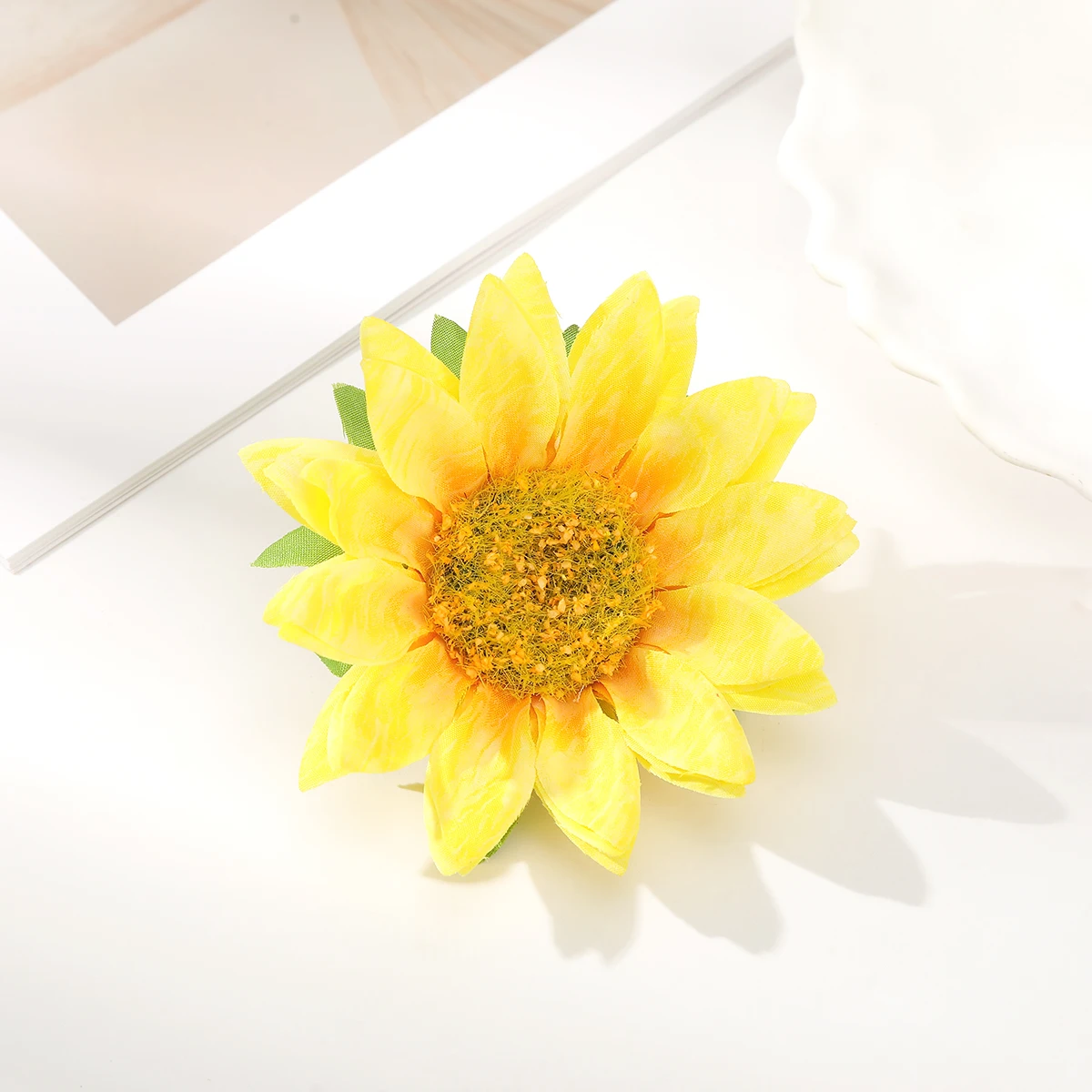 Simulated Sunflower Hairpin Mother's Day Gift Hairpin Word Clip For Women Sweet Summer Side Clip Simple Hair Accessories