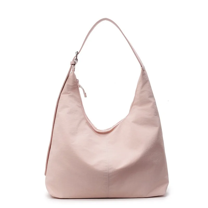 

Korean Style Large Capacity Tote Bag for Women 2025 New Fashion Simple Crossbody Bag Lightweight Versatile Commute Shoulder Bag