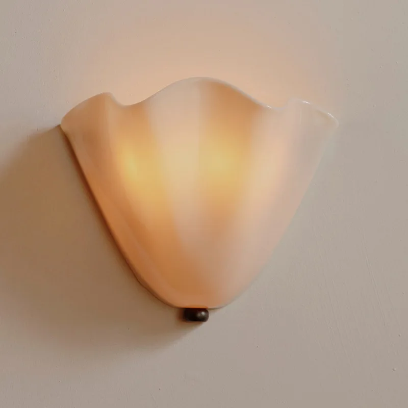 

Medieval light luxury background wall walkway bedroom bedside lamp