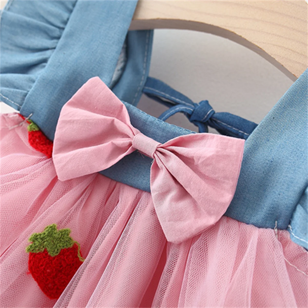 Summer New Baby Girls Dress Small Sleeve Chest Bow Ribbon Strawberry Backless Square Neck Sweet Princess Dress