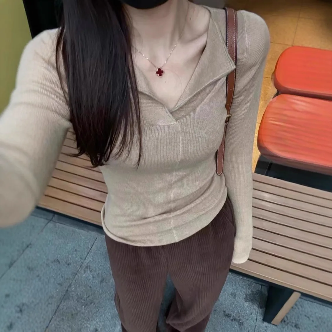 

Autumn Winter Soft Glutinous Paper Piece Age-Reducing Neck Solid Color Slim Fit Slimming Top Skin-Friendly Knitted