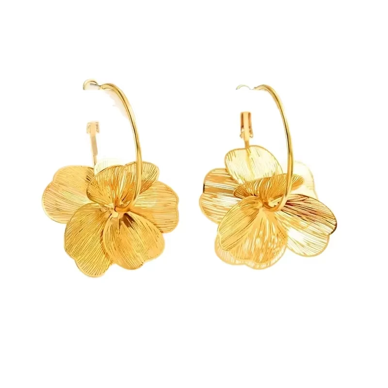 Pendientes colgantes de mariposa y flor exquisitos, aretes vintage dorados, accesorios de moda para boda y fiesta 6