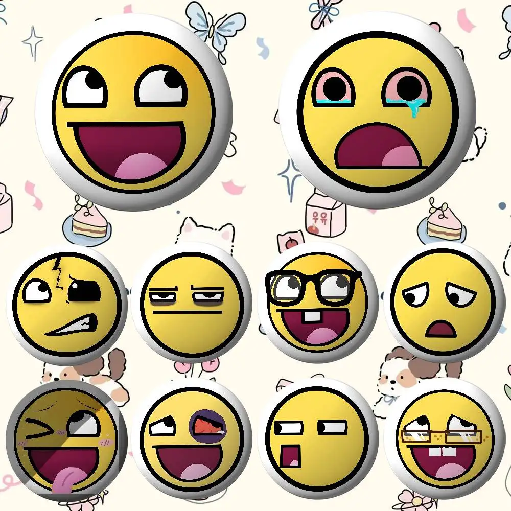 EPIC FACE Für Kleidung Anime Emaille Pin Niedliche Dinge Cartoon Cosplay Abzeichen Auf Rucksack Brosche Kunst Geschenke