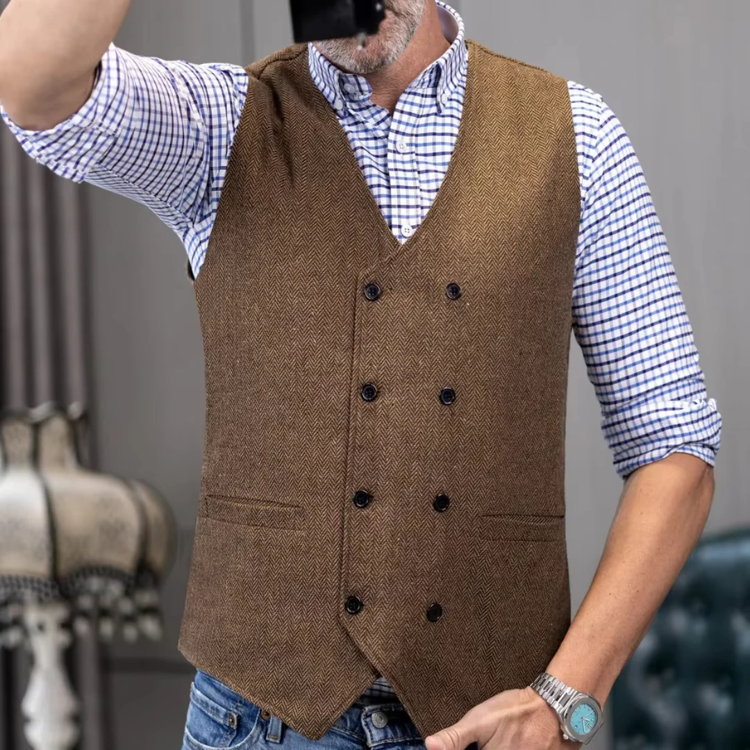 

Мужской жилет коричневого цвета с узором «ёлочка» на двух пуговицах для свадьбы, дня рождения, банкета, вечеринки, деловой встречи, офисной работы, мужской костюмный жилет