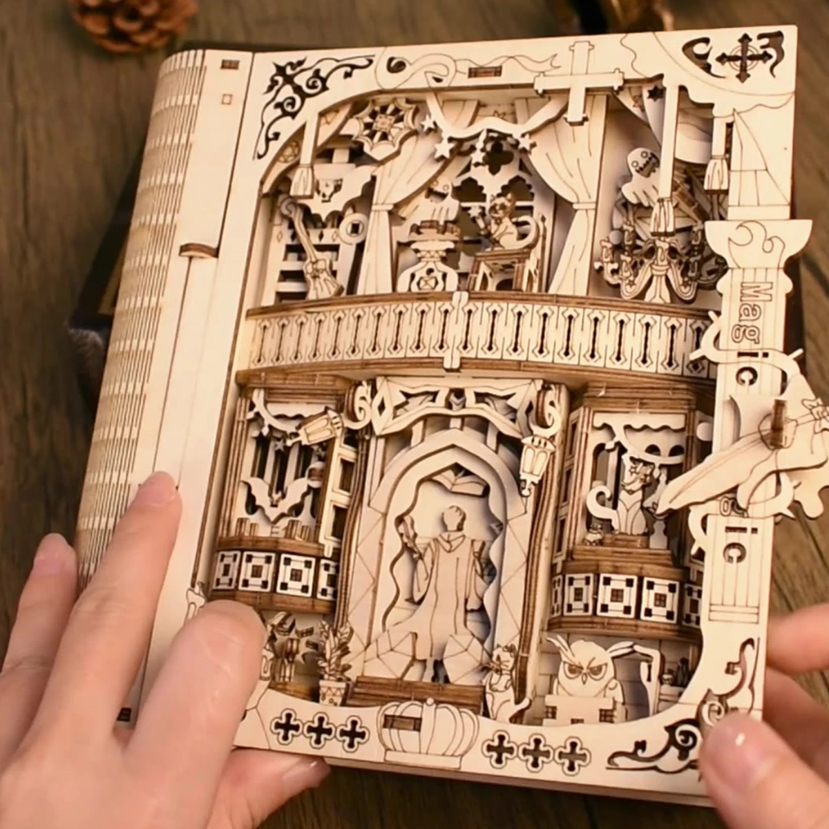 Houten puzzel Magisch boekmodel Massief hout DIY Handgemaakte 3D Stereopuzzel Geschikt voor desktopdecoratie Vakantie Verjaardagscadeau