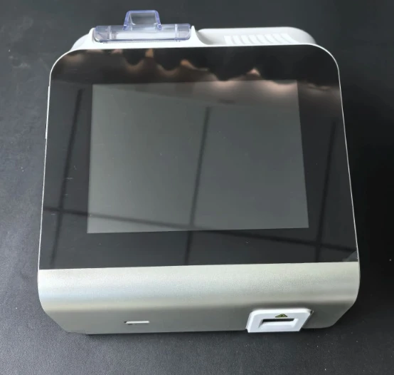 Immuno-fluorescence detector model FS-114 - Fluorescence immuno quantitative analyzer for clinics and health centers