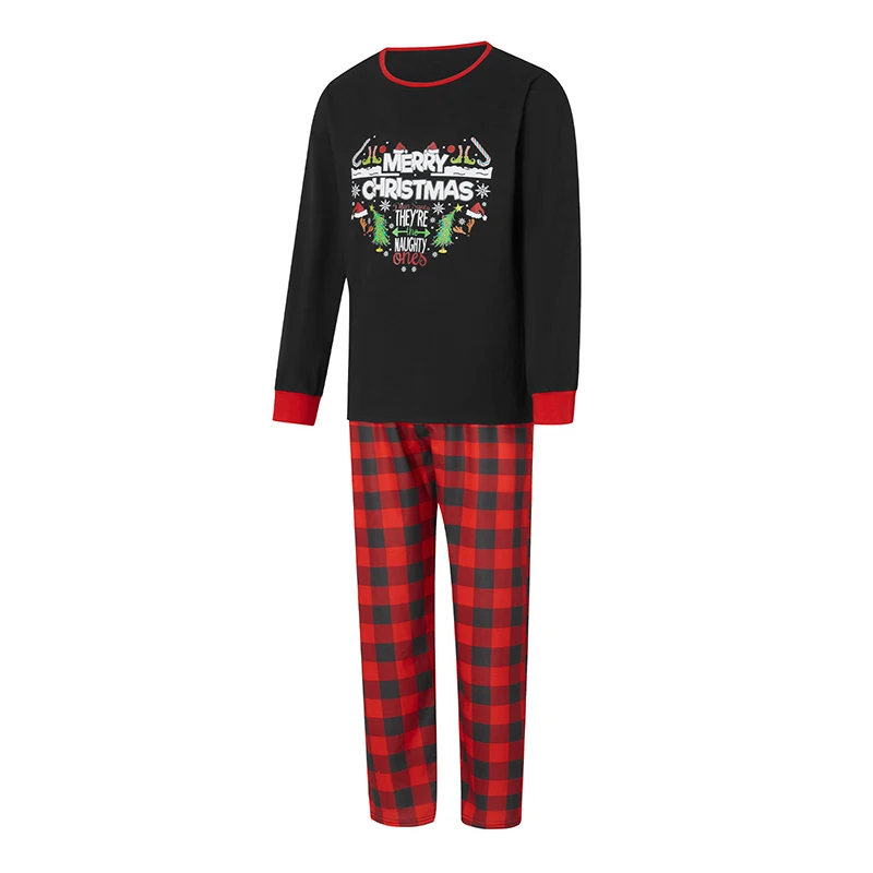 Conjunto festivo de pijamas de Natal combinando para a família com tops gráficos de coração e calças xadrez para roupa de dormir aconchegante para férias