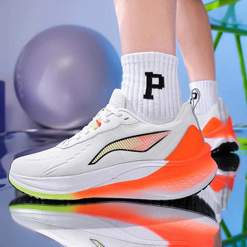 New sports shoes junior high school students deodorant anti-slip teenagers ultra-light shock-absorbing running shoes