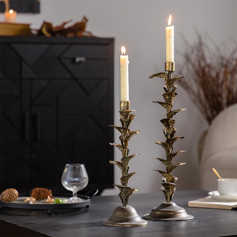 European Vintage Iron Long Stemmed Candle Holder Stick Sets Antique Gold Metal Candle Stick Holder for Home Decor