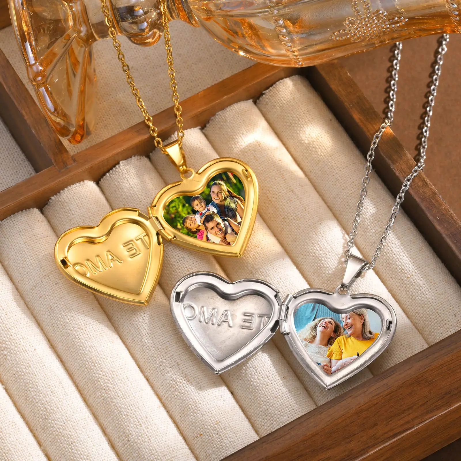 

Stainless Steel Fashion Tree of Life Heart Shaped Opening Pendant for Women Custom The Photo of Family Friend Lover Necklace