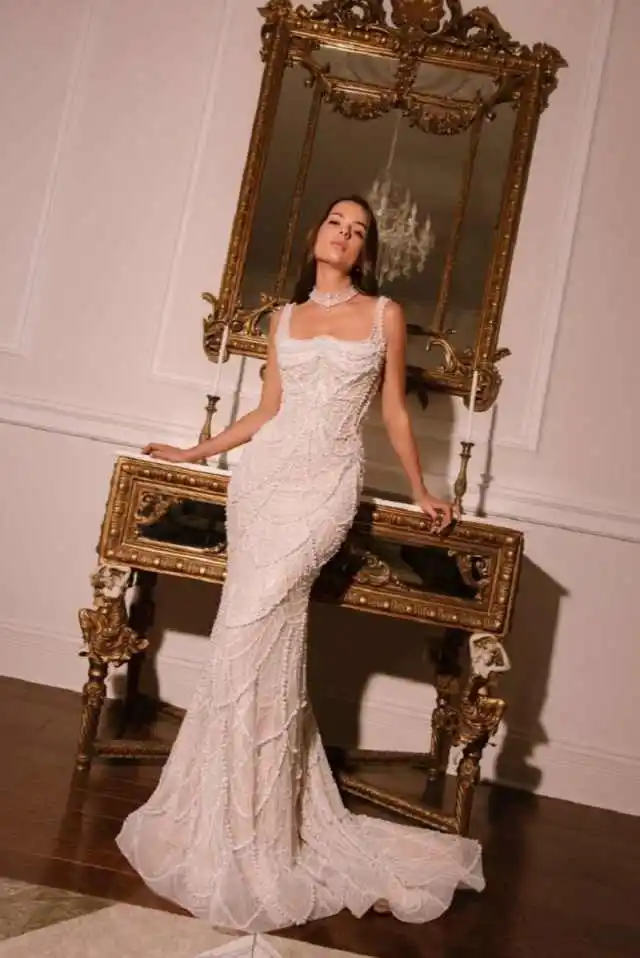 Luxury Sleeveless Square Neck Mermaid Wedding Dress Full Pearl Beaded Sheer Sides Bridal Gown For Wedding Ceremony Customized