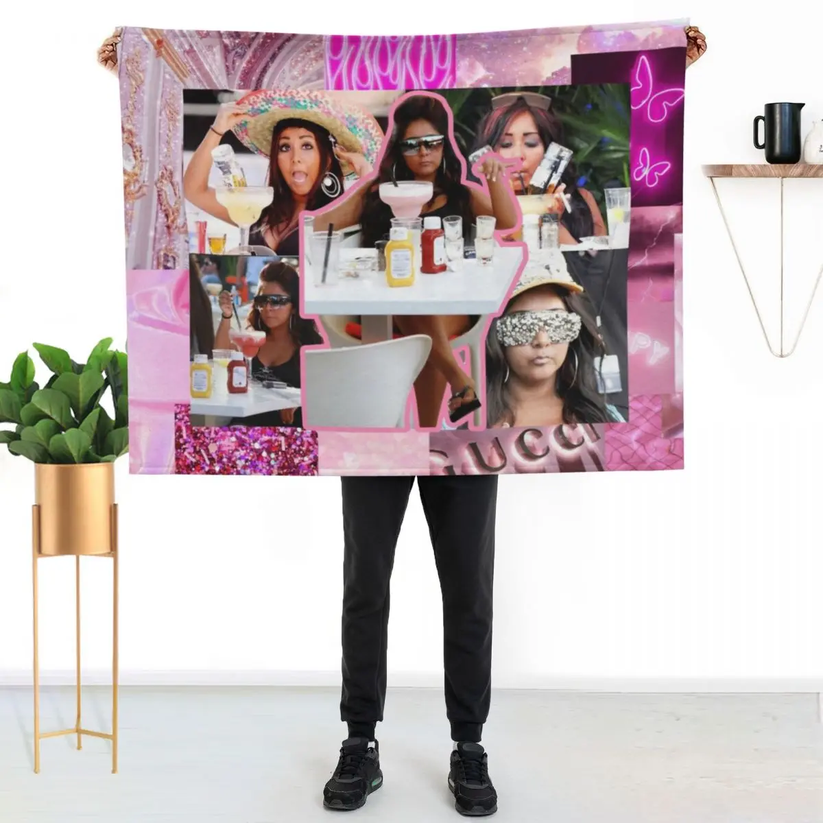 

Snooki Family YRS21 Throw Blanket All Season Lightweight Soft Blanket for Bed
