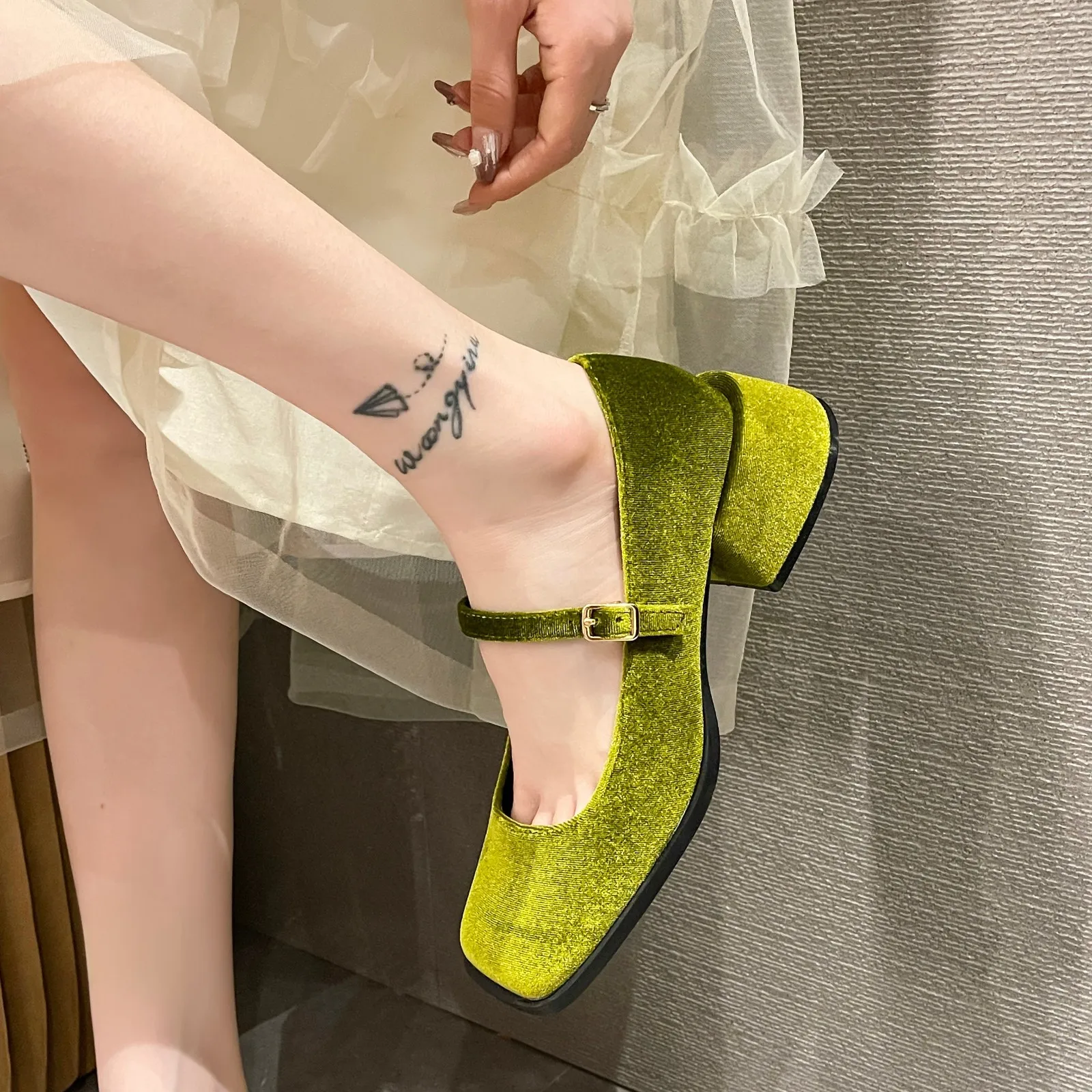 Shoes For Women Mary Janes Golden Velvet New Square Toe College Style Casual Pumps Fashion Shallow Buckle Shoes High Heels Shoes