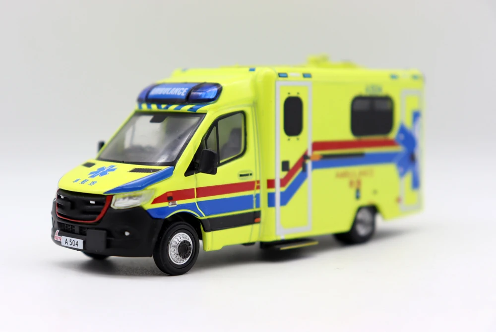 ERA CAR 1/64 Scale BZ Sprinter HK Ambulance Diecast Alloy Toy models for collection