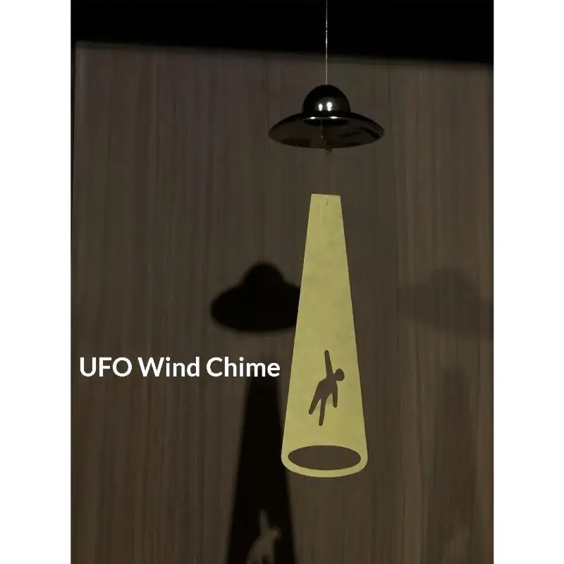 【Beautiful】Creative UFO Alien Abduction Wind Chime With Shadow Effect And Glowing Design For Home Balcony Patio Decor Gifts