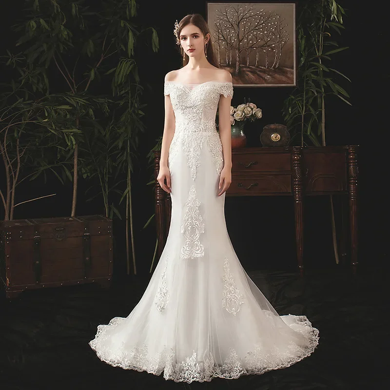 Abiti da sposa classici a sirena con spalle scoperte personalizzati per le donne Abito da sposa elegante con strascico da cappella Abito da sposa personalizzato