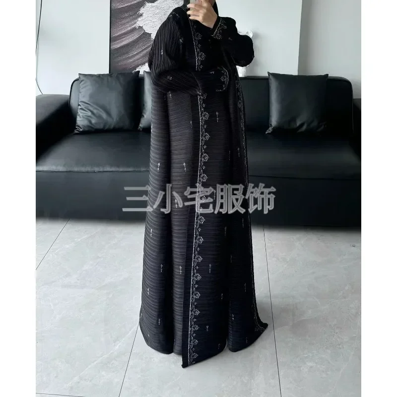 Plisowane Vintage Printed Lapel Long Sleeve Black Damska kurtka 2024 Winter New Dubai Style Plus Size Abaya Dress