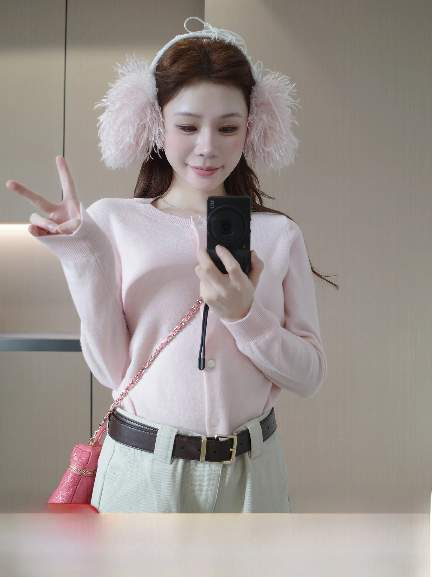 

Mijing Women's Pink Knitted Long Sve Sweater Soft Warm Autumn Winter Faion Casual Sle round Ne Single Button Closure