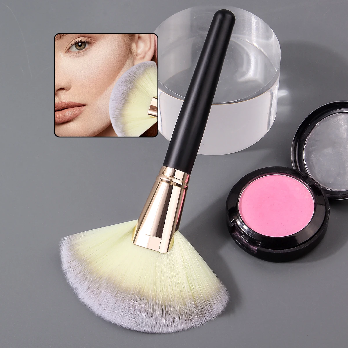 1pc extra large three-color hair fan brush beauty special soft brush brush brush loose brush beginner beauty tool