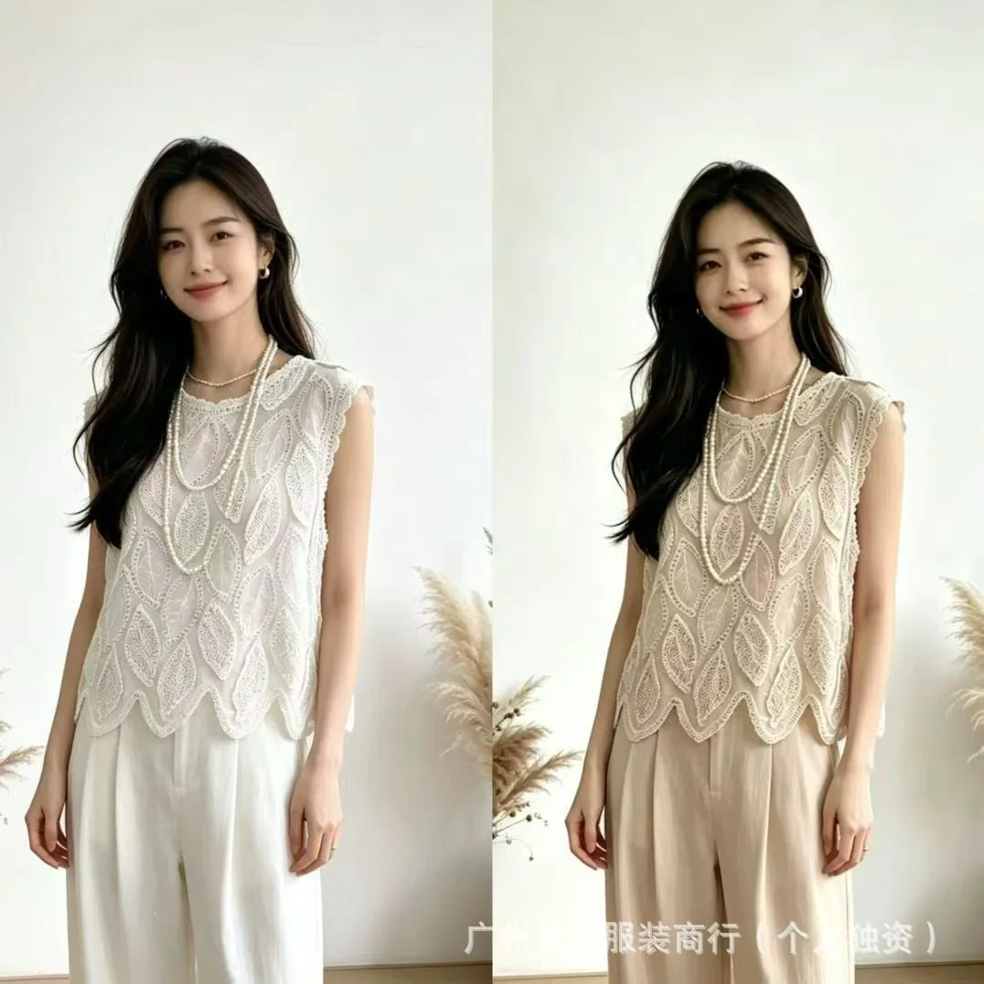 Summer New Loose Cotton Vest Women's Retro Outerwear Strap Base Embroidered Lace Hollow Top Elegant Style Short Length Pure C...
