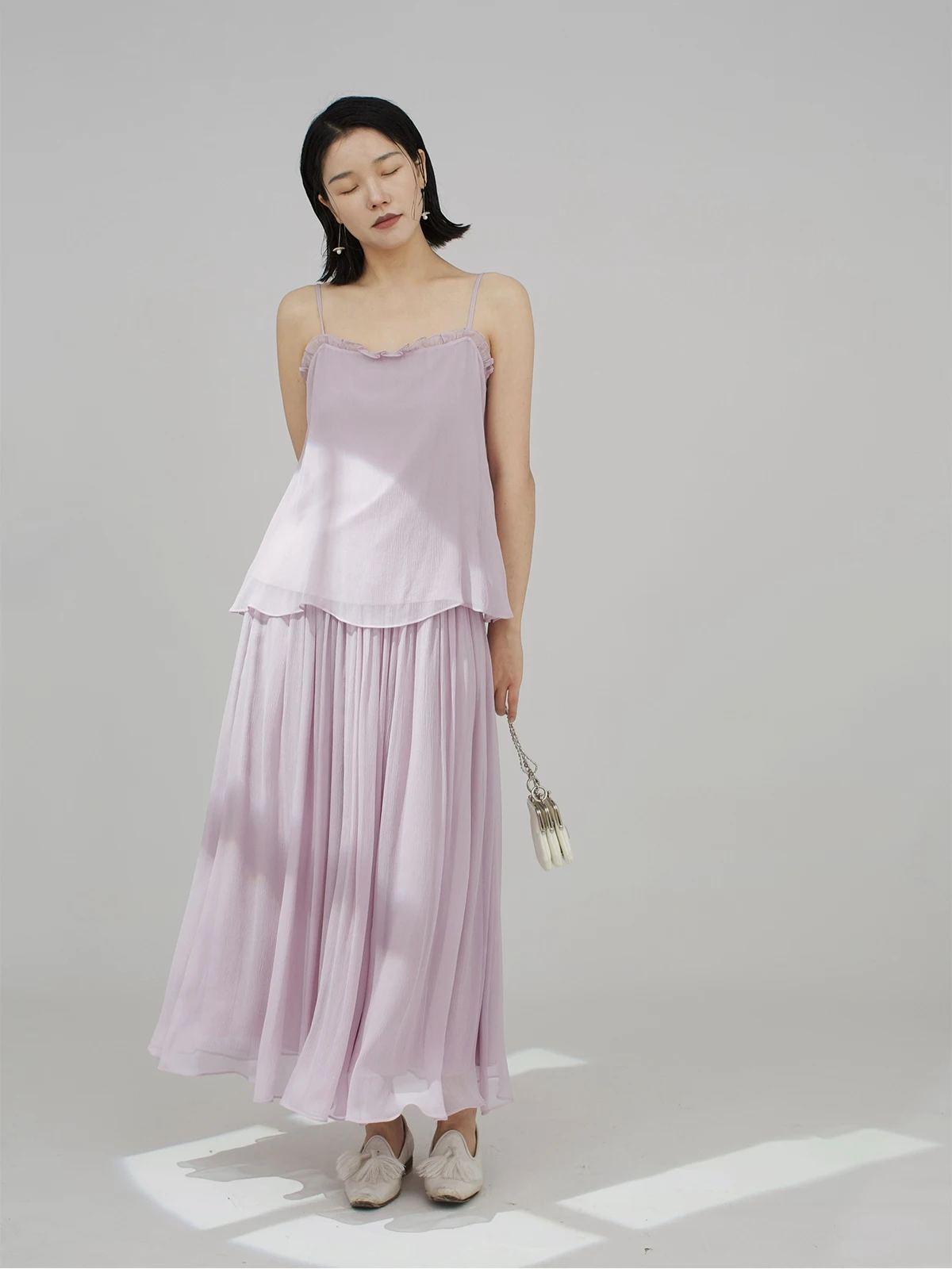 

Романтический шик: светло-розовый шелковый комплект для дома и улицы, летний, в стиле феи, с оранжевыми вставками, из натурального шелка, на бретельках