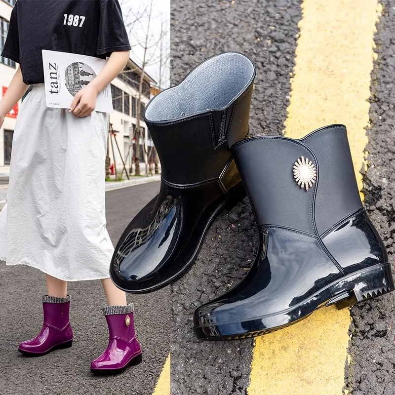 Fashion， Rain Boots Women\'s Four Seasons NonSlip Waterproof Rain Boots Adult Rubber Shoes CottonPadded MidCalf Casual Rain Shoes