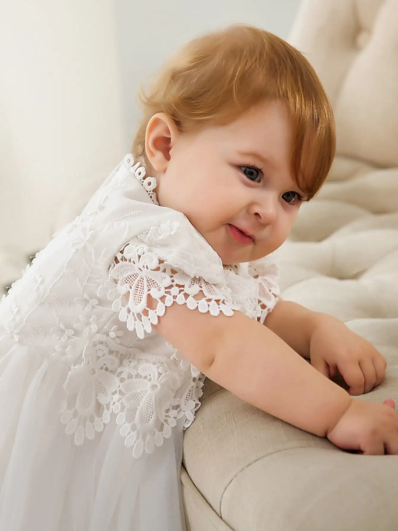 Wholesale Christening Gowns Baby Christening Dress Birthday Outfit for Baby Girls 3 Months Baby Dress