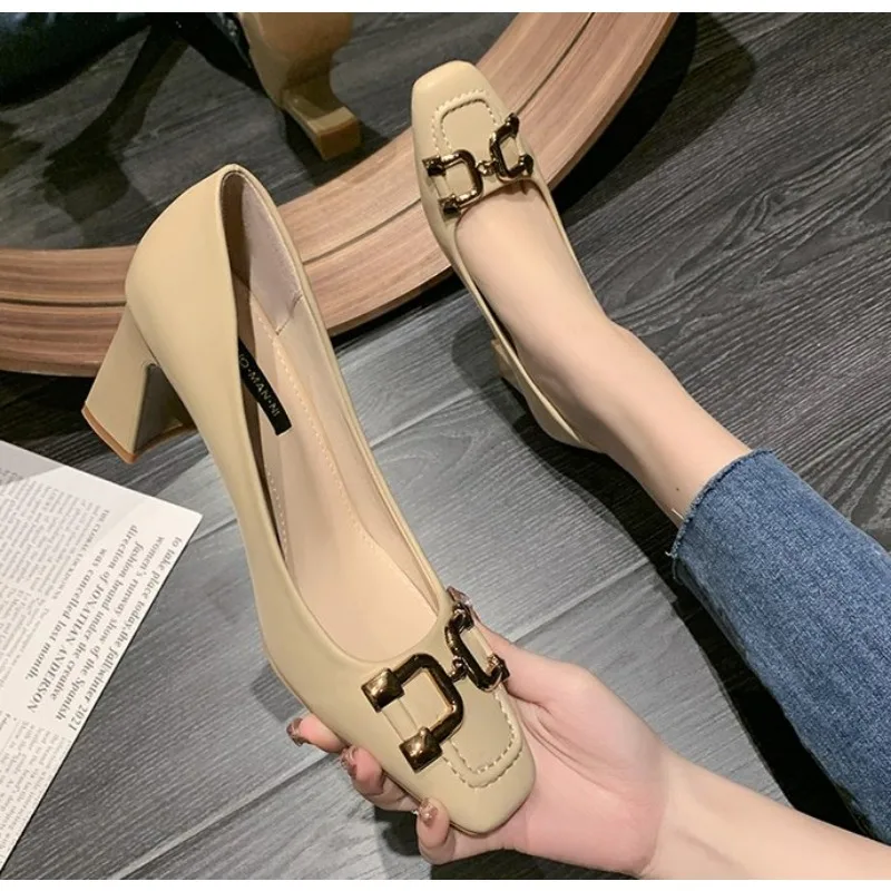 

Women's High Heels Spring and Autumn New French Fashion Square Head Metal Buckle Shallow Mouth Large Mary Jane Single Shoes