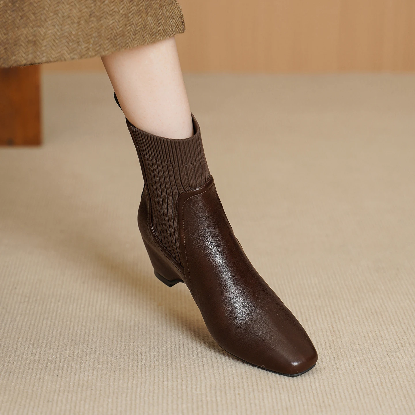 Женские ботинки-челси с увелич – обзор и цена Toe Sock Split