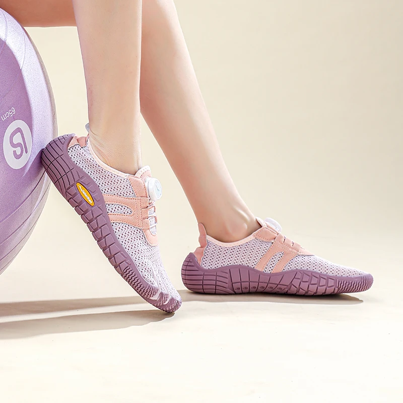 Men's and Women's Five-Toe Weightlifting Training Shoes Stylish Soft-Soled Anti-Slip Indoor Running, Fitness and Yoga Shoes