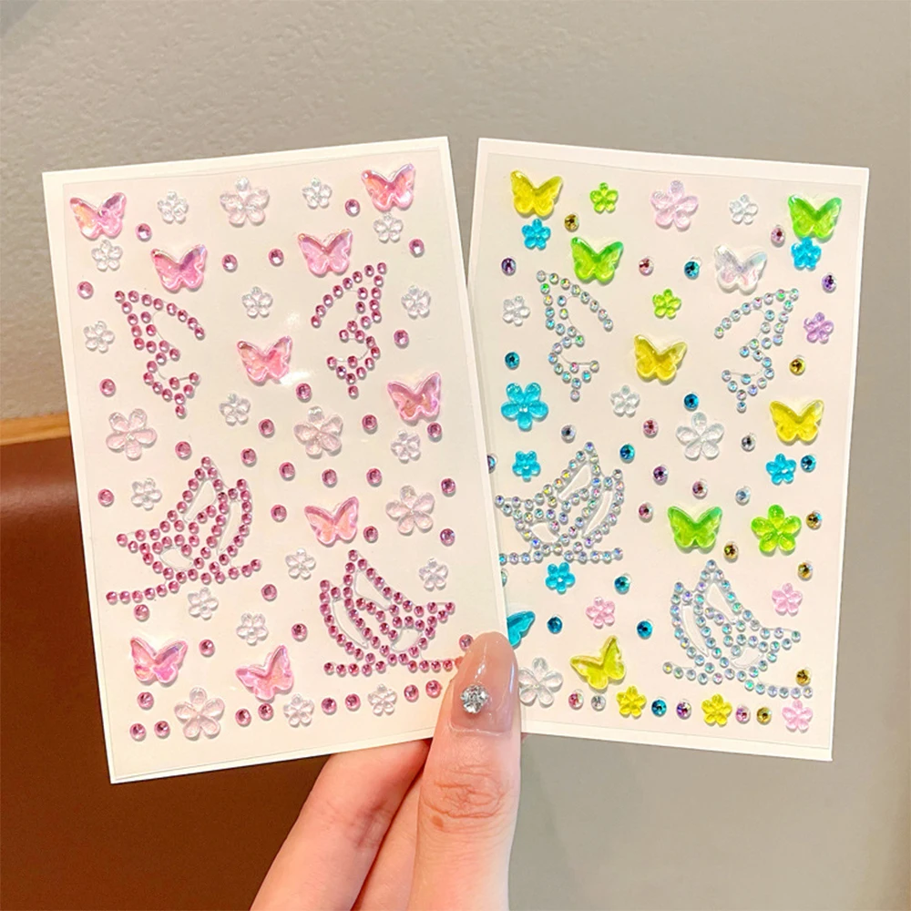 2 Stück Bling rosa weiße Schmetterling Blume Edelstein Tattoos Aufkleber selbstklebende Diamant temporäre Tattoo für Auge Gesicht Körper Juwelen Dekor – Detail 4