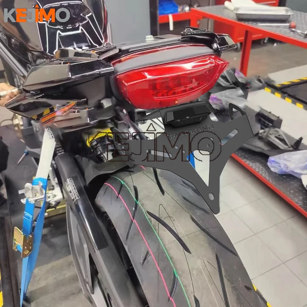 

Motorcycle License Plate Holder Tail Light Bracket Tidy Fender Eliminator FOR HONDA CB650R CBR650R 2019-2026 2025 2024 2023 2022