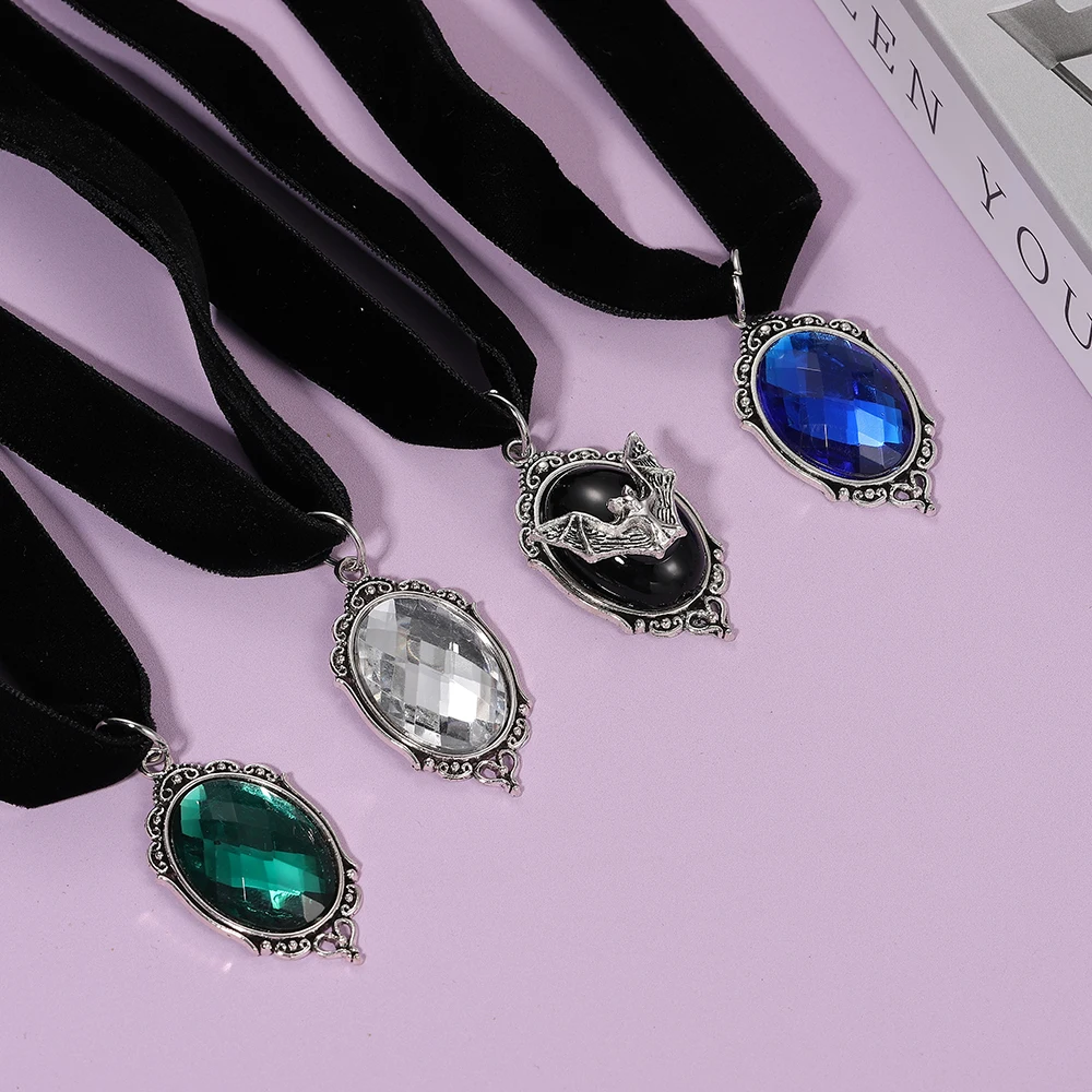 Doppelseitiger Samtkragen im Gothic-Stil, Schlüsselbeinkette mit Fledermaus-Anhänger, dunkles Retro-Accessoire für Damen, Party-Schmuck, Geschenkidee – Detail 2