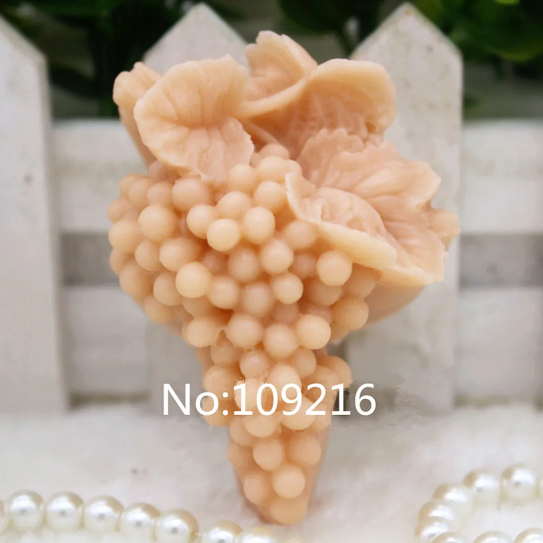 1pcs Grape String (zx0053) Silicone Handmade Soap Mold Crafts DIY Mould