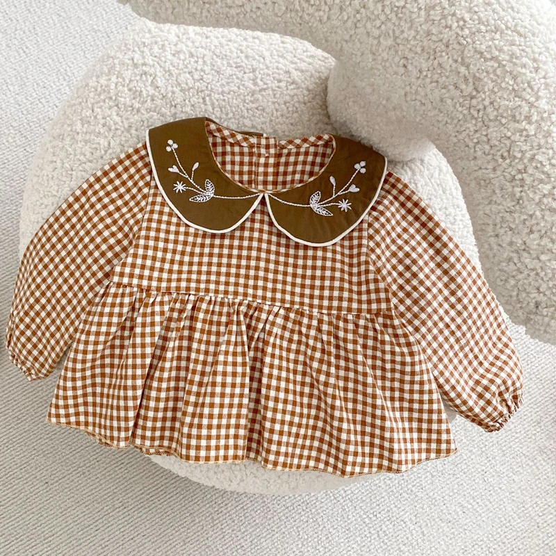 Autumn new baby clothing, 0-5 year old female baby, doll collar embroidered checkered top+skirt skirt wrapped pants 2-piece set