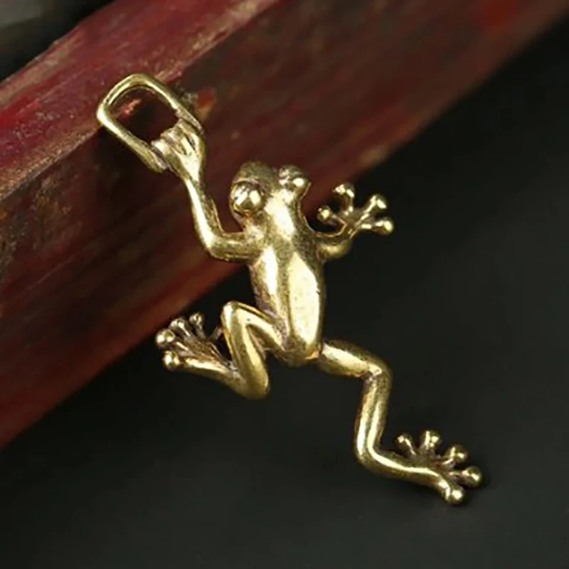 Small Simulation Solid Brass Leaping Frog Statue Keychain Pendant Miniatures Figurines For Home Decor Desktop Car Keychain