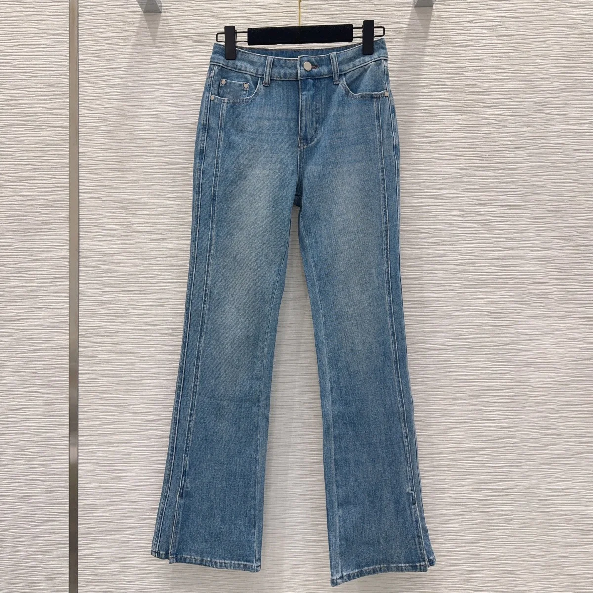 2026 New Women High Waist Flare Jeans Side Slit Hem Stitch Detail Button Zip Casual Long Denim Pants lyt2671701