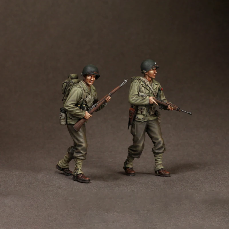 GK1/35 World War II Soldier Resin Model Spot Figure Soldier Military Theme White Mold