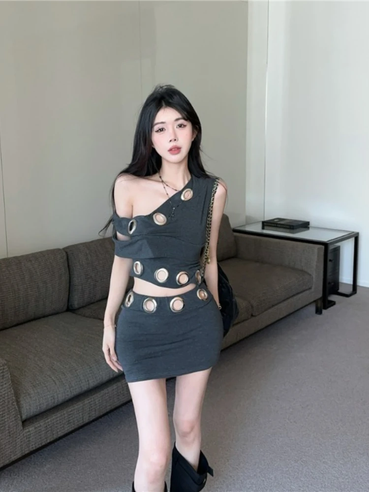 Robe Camisole à col incliné américain pour femmes, Sexy, taille fine, moulante, nouvelle collection été 2025, assortie avec tout