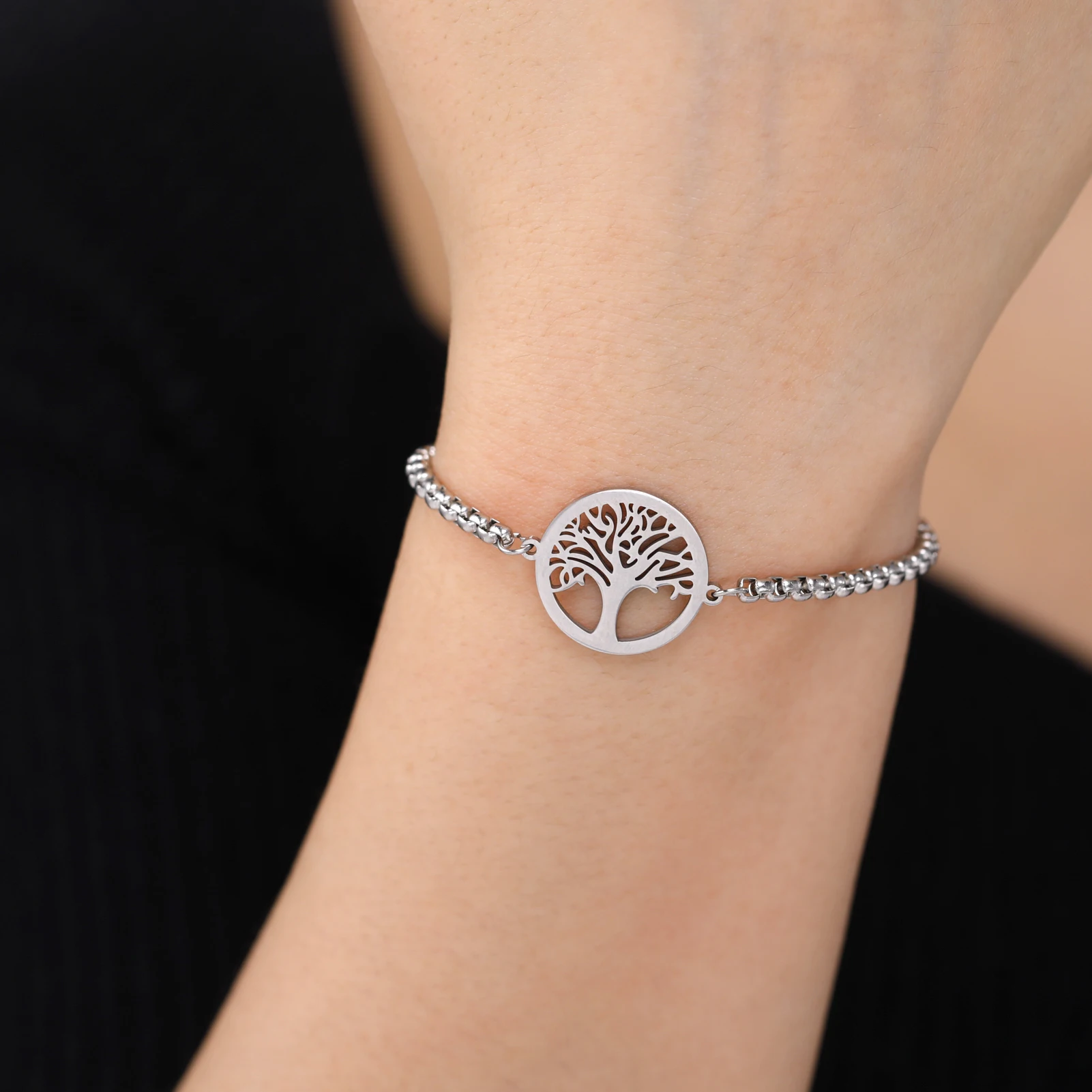 Cazador Hollow Tree of Life Charms Stainless Steel Bracelets Pendant Bracelet Bangle Pulsera Jewelry For Women Present Wholesale