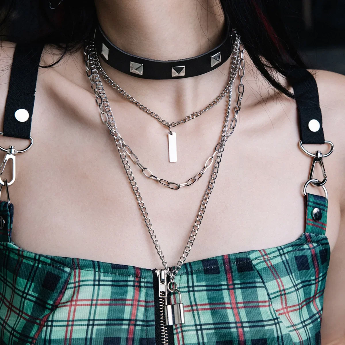 Retro Punk Rock and roll Exaggeration Popular Charm Multi-layer Stainless steel Chain lock PU Leather Collar Female Necklace