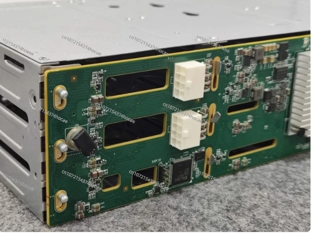 قفص القرص الصلب 12 خليج 3.5 بوصة 6 جيجا بايت، تخزين 12 جيجا بايت NAS Black Qunhui CDN هيكل سلسلة SAS قابل للتبديل السريع