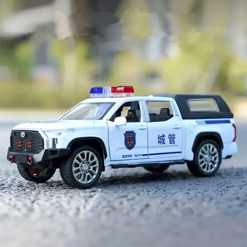 1/32 Tundra Alloy Pickup Car Model Diecasts & Toy Metal Police Off-Road Vehicles Car Model Simulation Sound and Light Kids Gifts