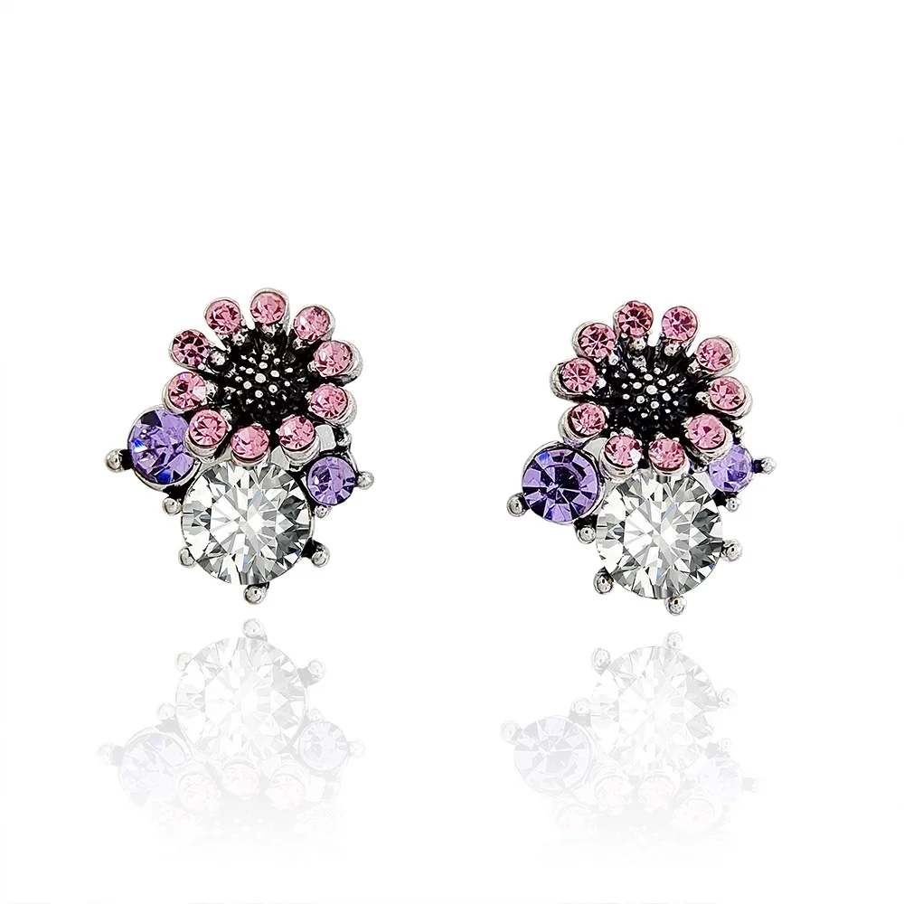 Lucky99 Vintage Pink Daisy Flower Stud Earrings For Women Retro Crystal Rhinestone Earring Fashion Jewelry