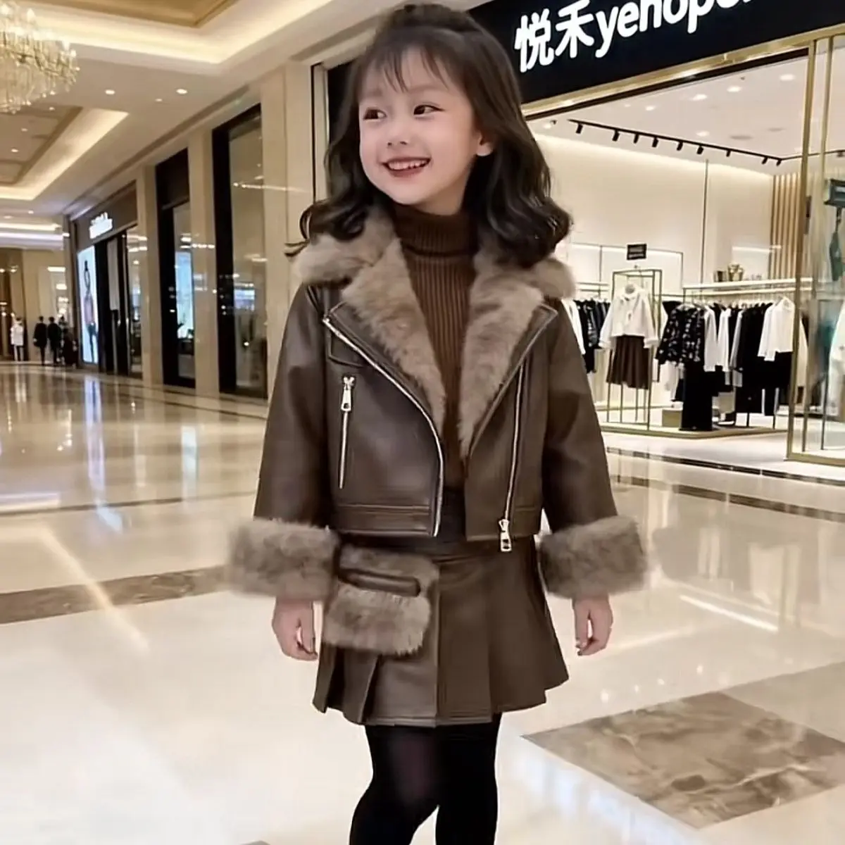 Girls Autumn Winter Set Leather Jacket 2025 New Korean Thick Leather Jacket Fashionable Pleated Skirt Two-piece Set