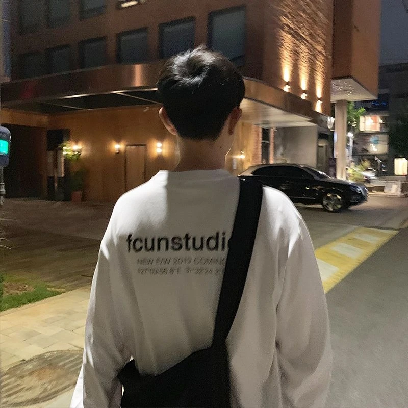 Spring Autumn Men's Pure Cotton Long Sleeve Tee Loose Fit Crew Neck HK Style Casual Student Base Layer Pullover Top