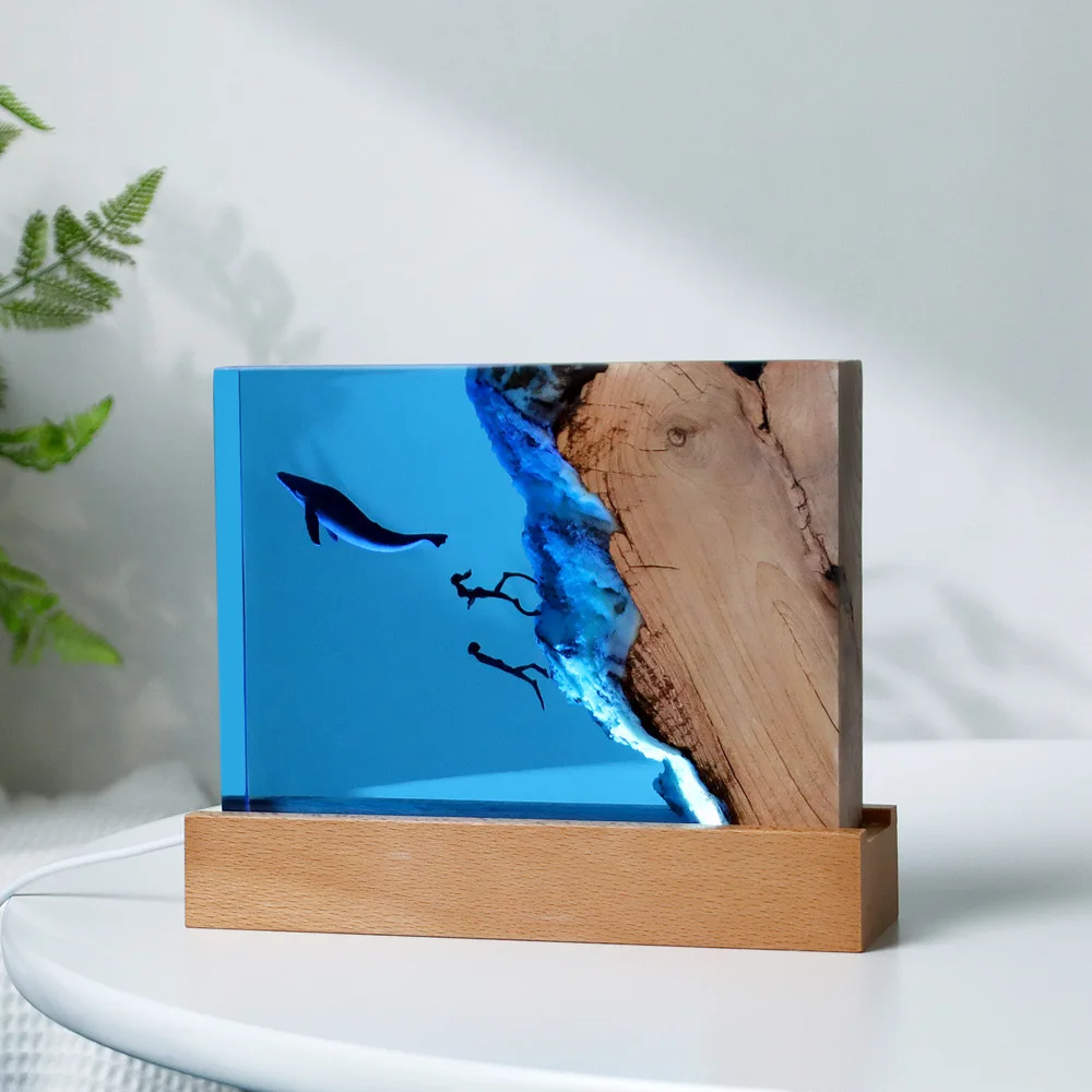 

Minitype Undersea Exploration Landscape Resin Table Screen Whale Divers Theme Resin Light Home Decoration Creative Art Lamp