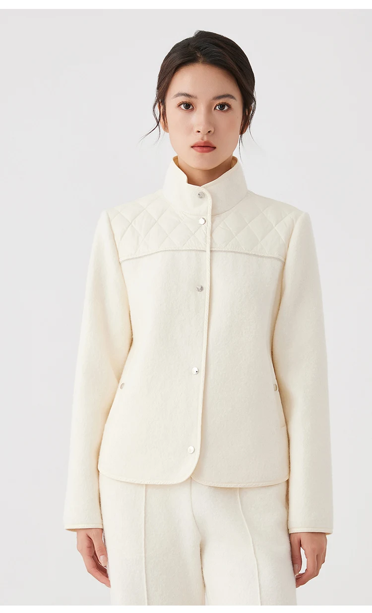 K2699X Hochwertige Damenjacke aus Wollmischung mit gesteppten Einsätzen, weicher, strukturierter Passform, elegante Luxus-Oberbekleidung – Detail 8