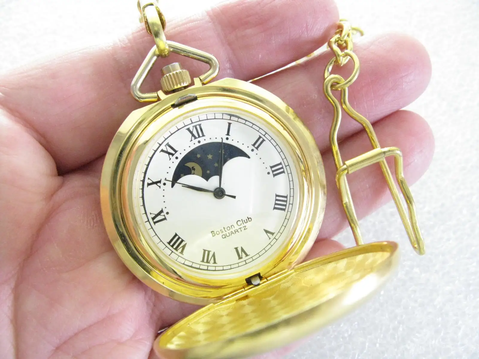 

Boston club “phase of the moon” Gold Plated Japan Quartz Pocket Watch