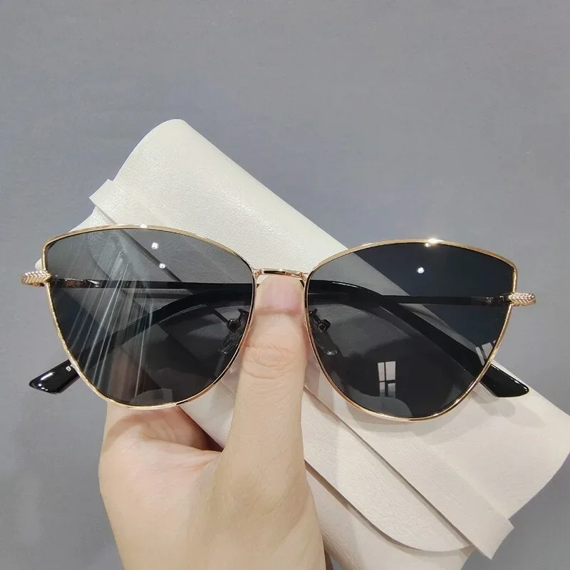 Vintage Cat Eye Frame Sunglasses Women 2024 Luxury Brand Designer Fashion Female Eyewear Retro Trendy Sun Shades for Lady